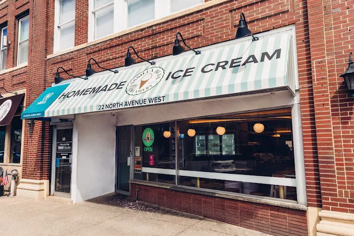 Cranford Vanilla Bean Creamery Picture 6