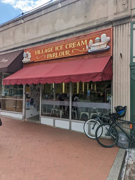 Village Ice Cream Parlour Picture 3