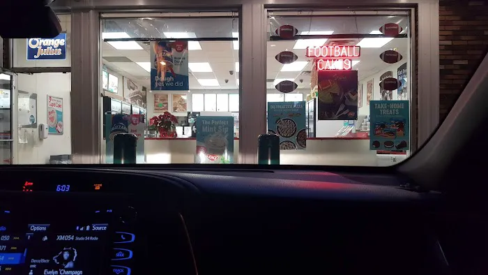 Dairy Queen (Treat) Picture 1