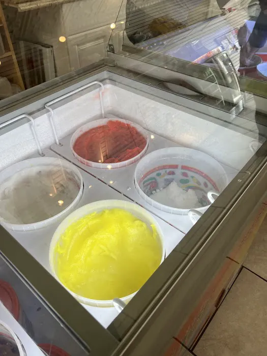 Dippy Sippy Ice Cream & Desserts Picture 9