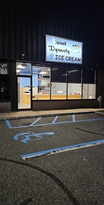 Sweet Dynasty Ice Cream Picture 1