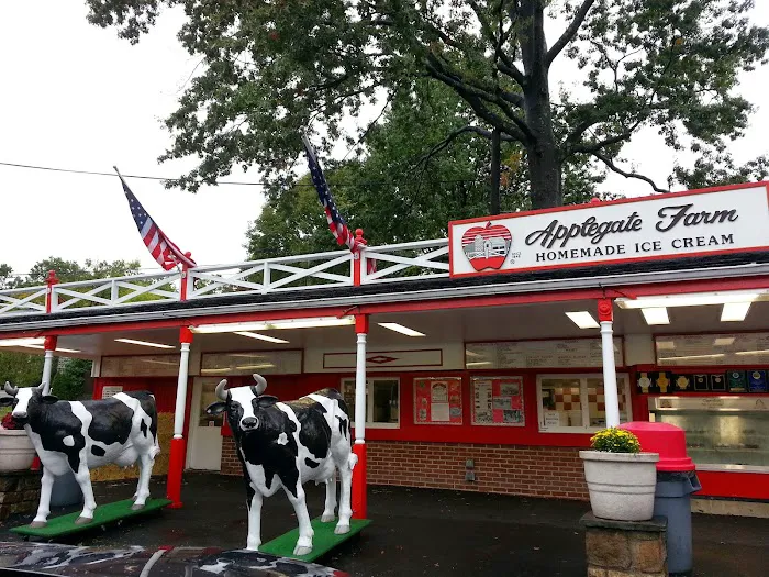 Applegate Farm Picture 1