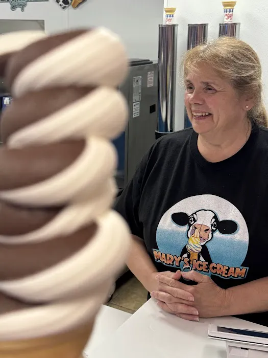 Mary's Ice Cream Shop at the Circle Picture 1