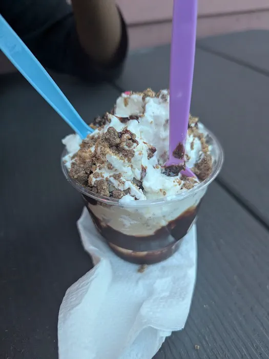 A's chill ice cream Picture 6