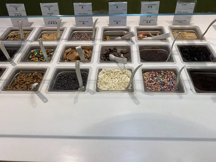 16 Handles Picture 3