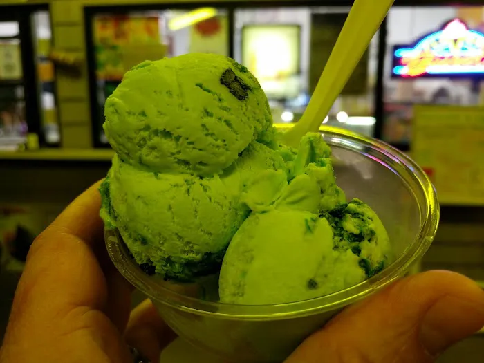 Poppy's Ice Cream Picture 10