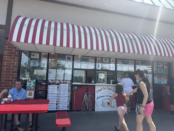 Corner Ice Cream Store Picture 9