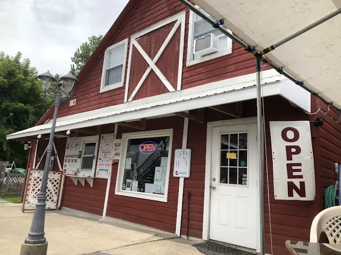 The Barn @ Mallery Street Marketplace Picture 2