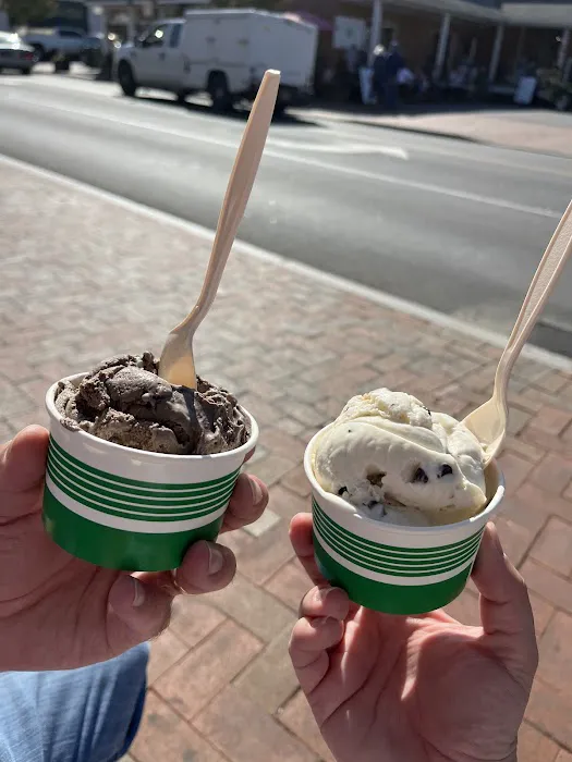 JoJo's Ice Cream Picture 5