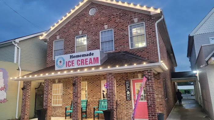 Landon’s Ices & Creams Picture 2