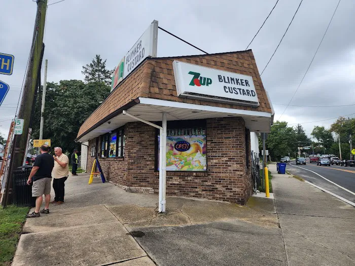 Blinker’s Custard Picture 7