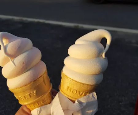 Flipper's Custard