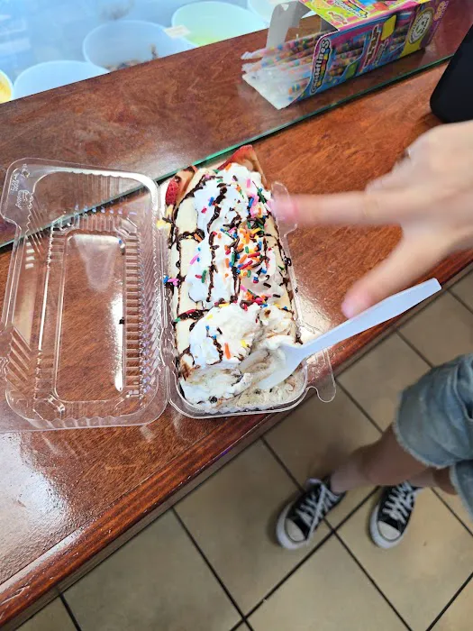Rika’s Ice Cream Picture 6