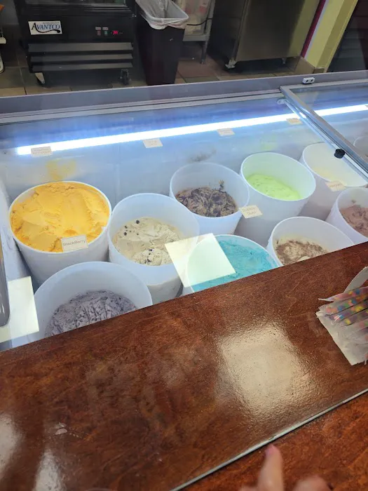 Rika’s Ice Cream Picture 4