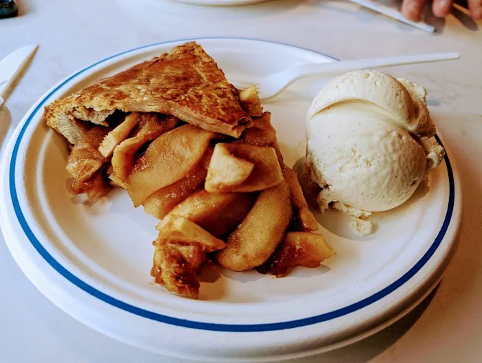 Bonheur Ice Cream and Pie Picture 5