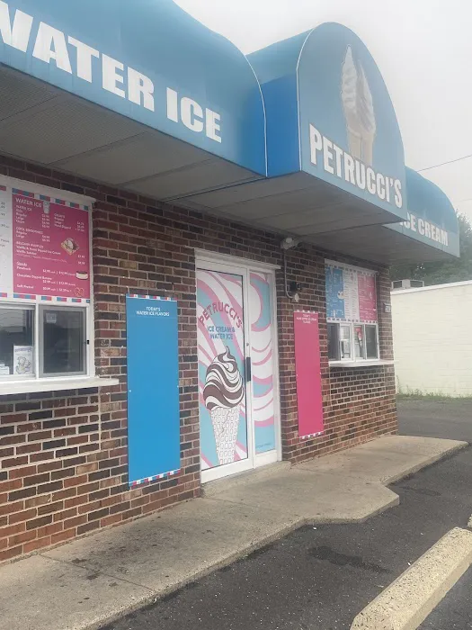 Petrucci's Ice Cream & Water Ice Picture 1