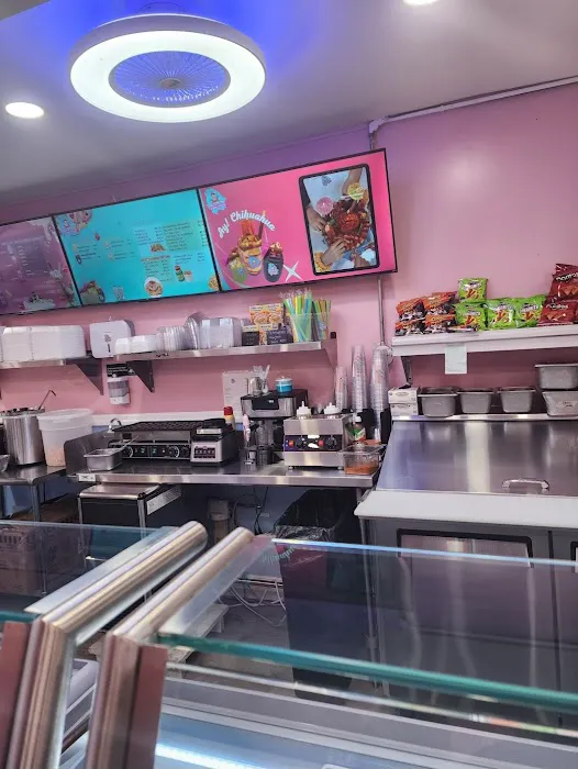 Ay! Chihuahua ice-cream shop Picture 9
