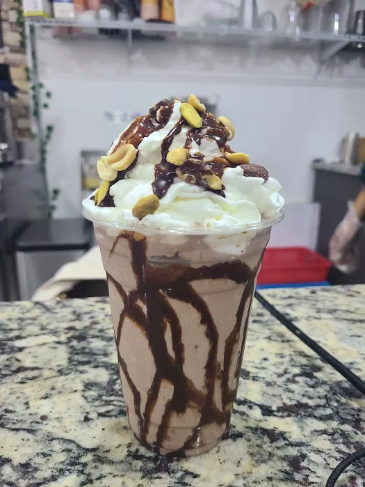 5 Star Scoop Ice Cream,Custom Cakes & Bakes Picture 2