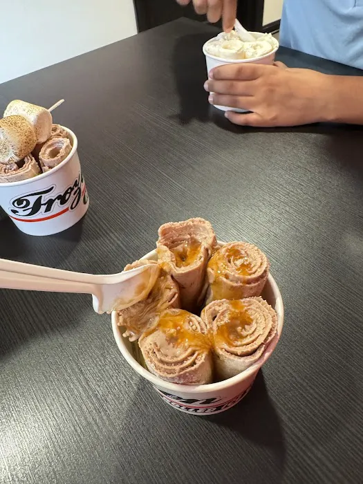 Frozen - Rolled Ice Cream Picture 3