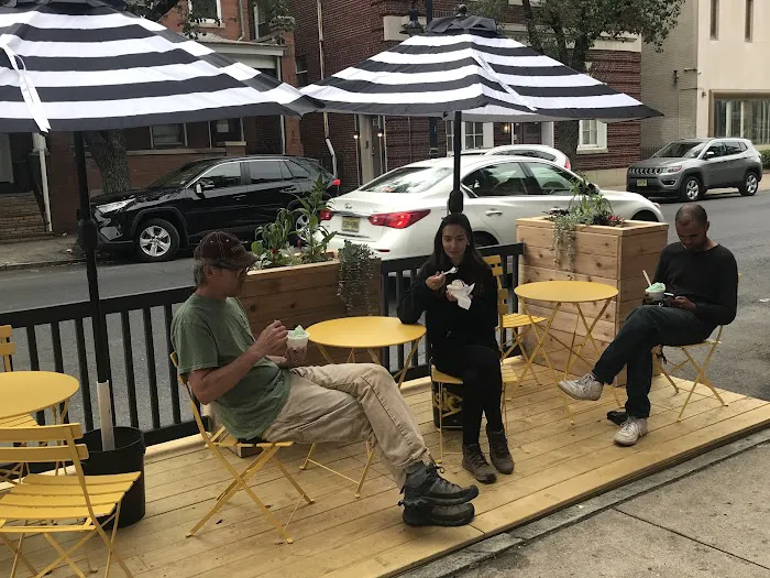 Trenton Ice Cream Parlor Picture 8