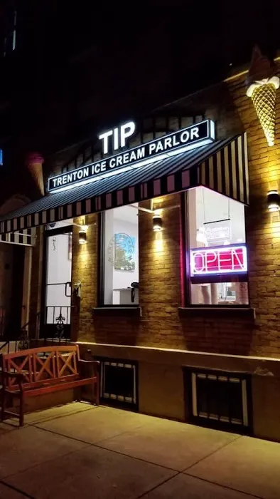 Trenton Ice Cream Parlor Picture 3