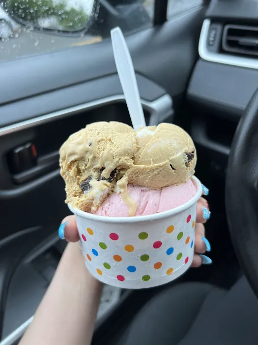 Gil & Bert's Ice Cream Picture 1