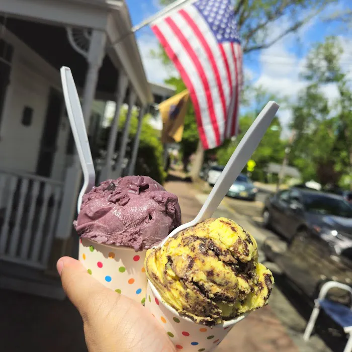 Gil & Bert's Ice Cream Picture 7