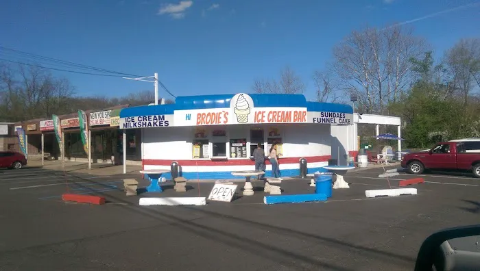 Brodie's Ice Cream Bar Picture 1
