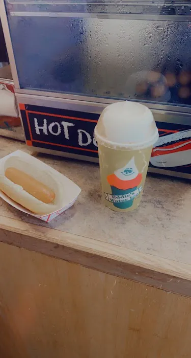 Eddie's in jordana sweet treat Picture 3