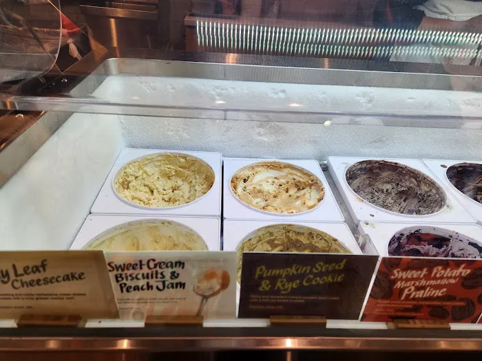 Jeni's Splendid Ice Creams Picture 4