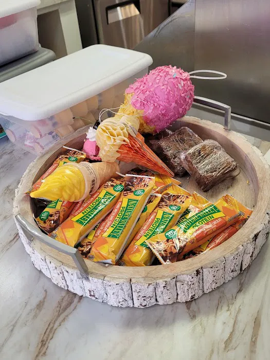 Favors & Flavors Picture 3