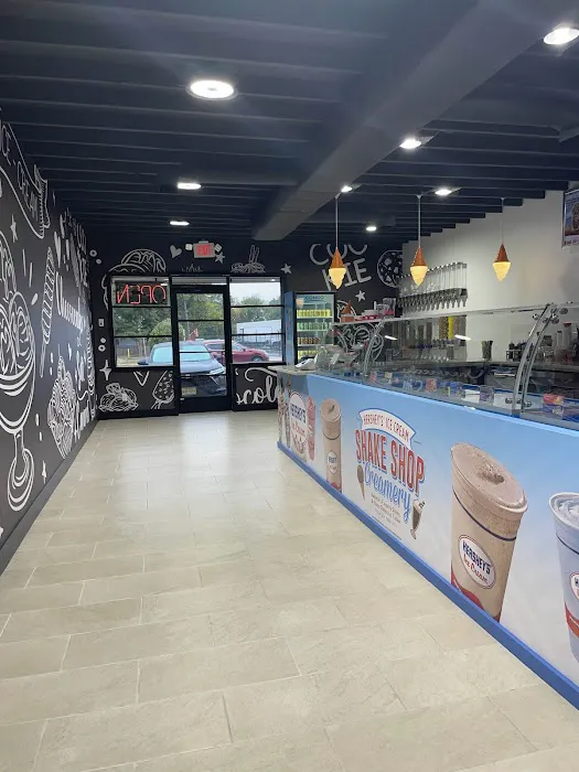 Hershey Shake Shop Creamery Picture 5