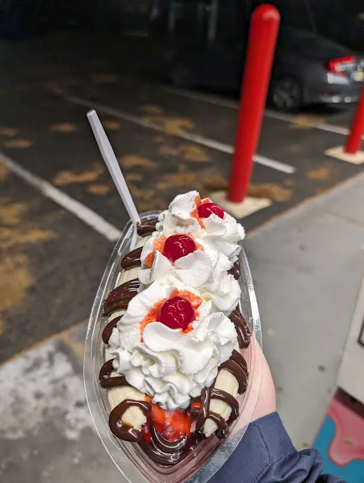 Hilltop Creamery Picture 1