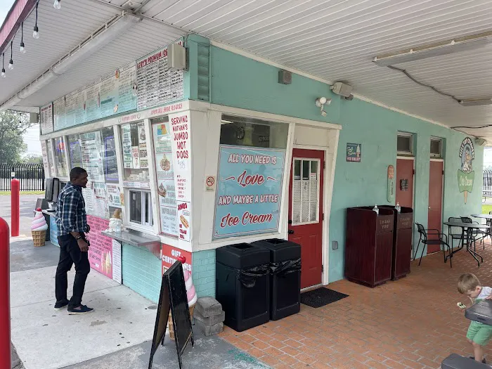 Hilltop Creamery Picture 5