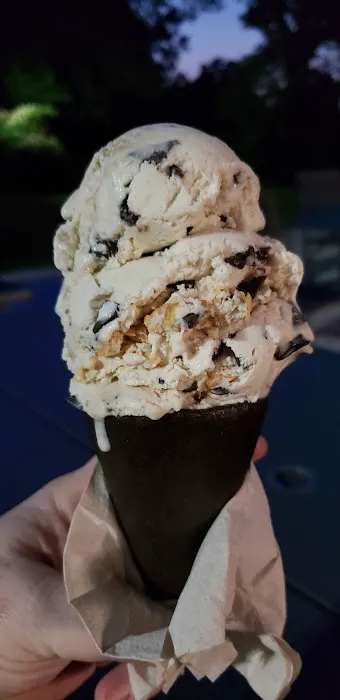 Hilltop Creamery Picture 6