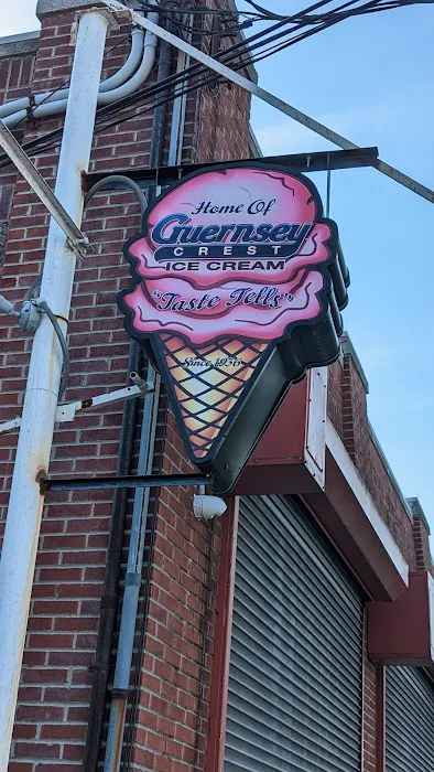 Guernsey Crest Ice Cream Co Picture 6