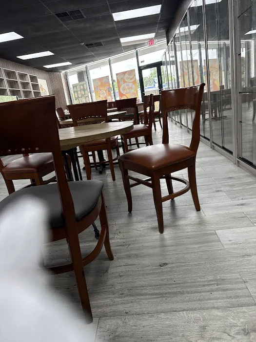 Bogatis snacks Restaurant Picture 2