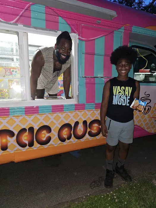 The Rush | Mobile Ice Cream, Coffee, and Dessert Shop Picture 2