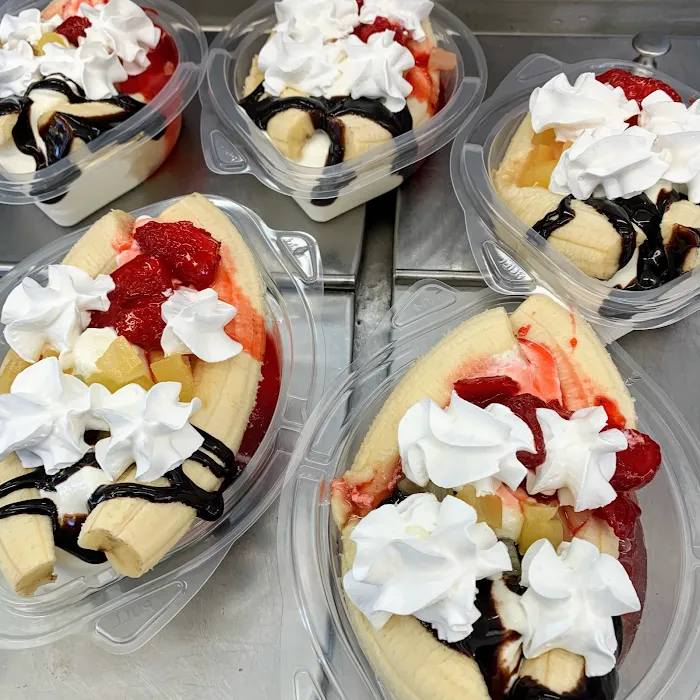 Dairy Queen (Treat Only) Picture 10