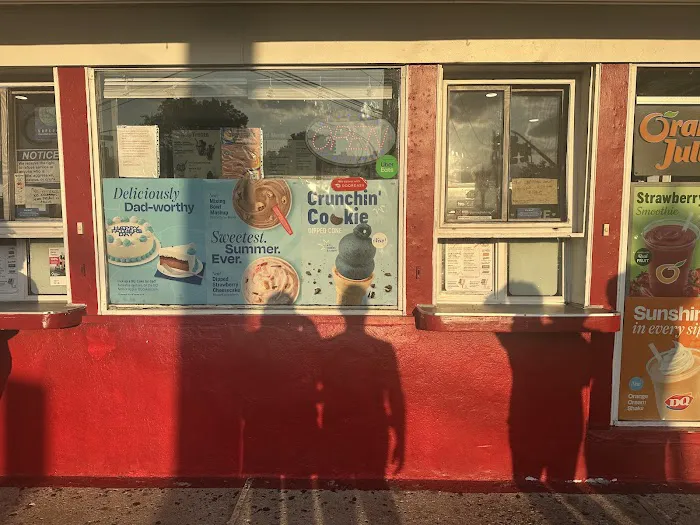 Dairy Queen (Treat Only) Picture 4