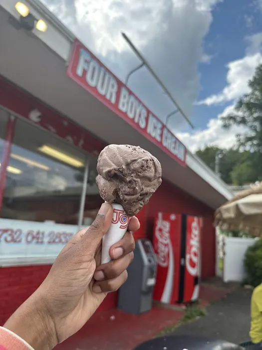 Four Boys Ice Cream Picture 1