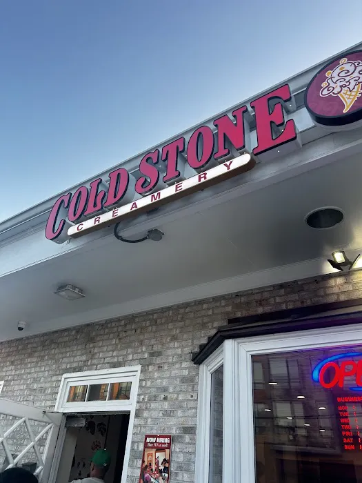 Cold Stone Creamery Picture 3