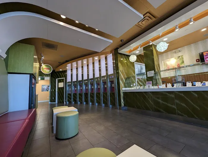16 Handles Picture 8