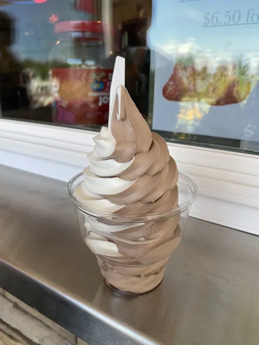 Hayner's Ice Cream and Country Store Picture 4