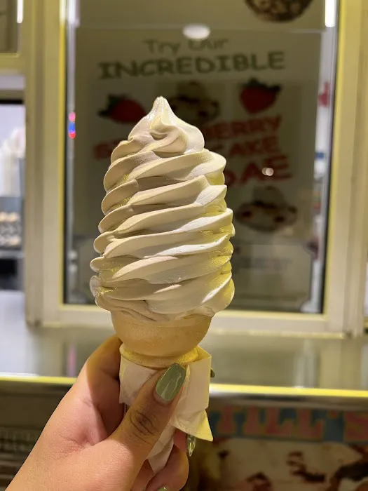 Guptill's Ice Cream Picture 4