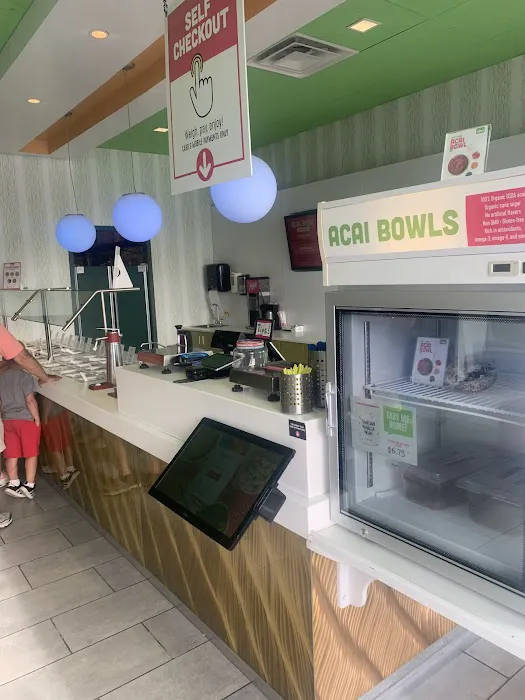 16 Handles Picture 7