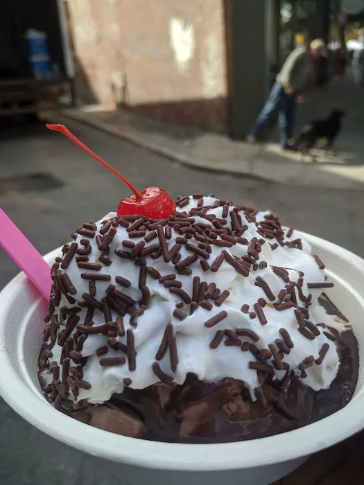The Dutch Udder Craft Ice Cream Picture 6