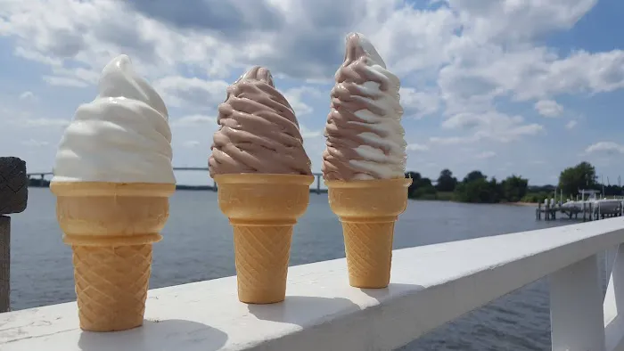 Cone Island Ice Cream Shoppe Picture 4