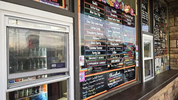 Del's Custard & Yogurt Picture 6