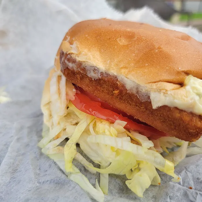 Twin Kiss Drive In Picture 3